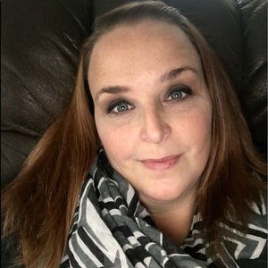 Meet your Posher, Melaney